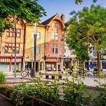 Avec Terrasse A 10min A Pied Du Centre Et De La Gare アパート *