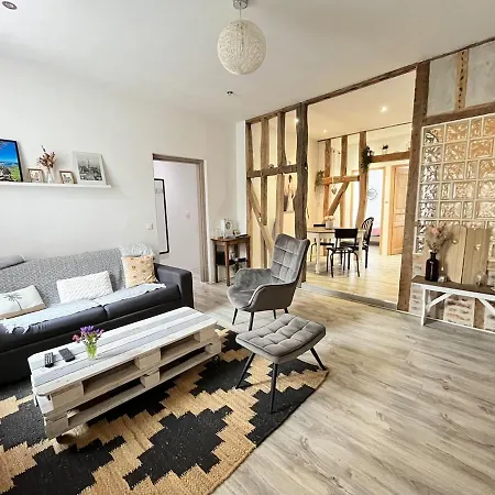 Avec Terrasse A 10min A Pied Du Centre Et De La Gare アパート トロワ